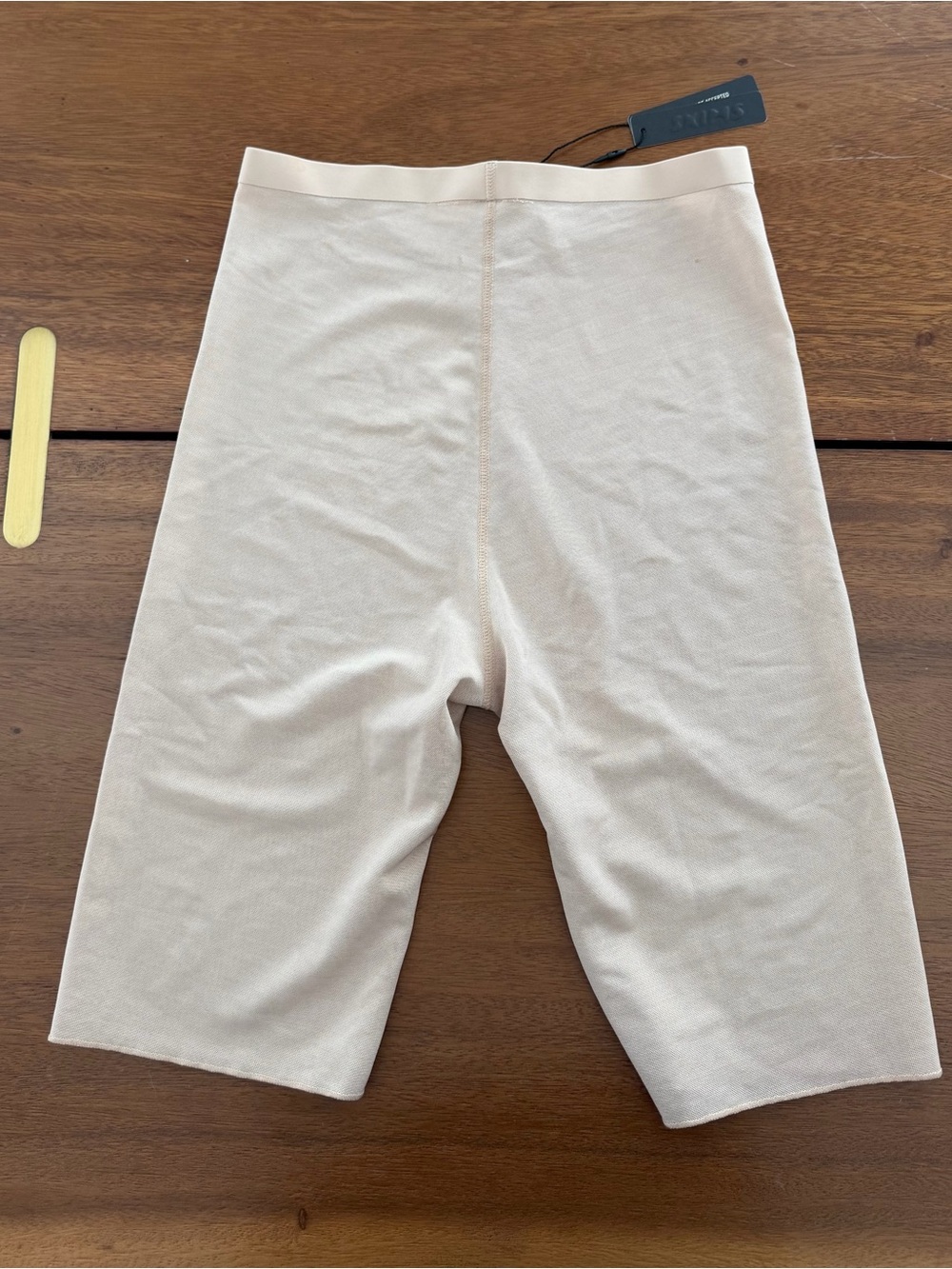 SKIMS Cream Seamless Longline Shapewear Bike Shorts - Picture 3 of 4